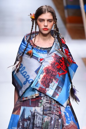 トクコ・プルミエヴォル(TOKUKO 1er Vol) 2014-15年秋冬ウィメンズコレクション  - 写真3