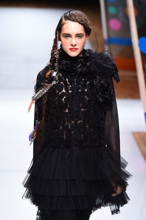 トクコ・プルミエヴォル(TOKUKO 1er Vol) 2014-15年秋冬ウィメンズコレクション  - 写真26