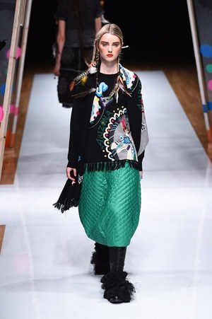 トクコ・プルミエヴォル(TOKUKO 1er Vol) 2014-15年秋冬ウィメンズコレクション  - 写真40