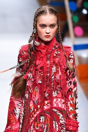 トクコ・プルミエヴォル(TOKUKO 1er Vol) 2014-15年秋冬ウィメンズコレクション  - 写真49