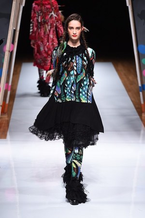 トクコ・プルミエヴォル(TOKUKO 1er Vol) 2014-15年秋冬ウィメンズコレクション  - 写真53