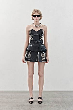 マックイーン(McQueen) 2023年プレフォールウィメンズコレクション  - 写真32