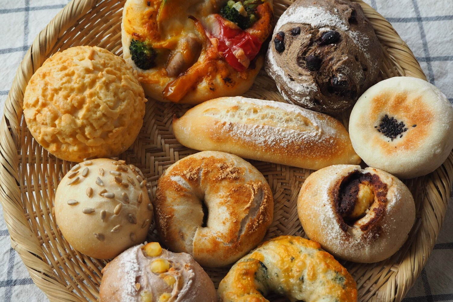 パンフェア｜富士急ハイランドで「ふじやまパンマルシェ」地元で愛されるベーカリー＆菓子屋が集結