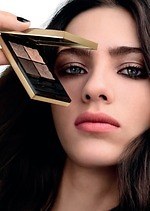 イヴ・サンローラン2023年秋コスメは“至高アイシャドウ”、ダイヤの輝きを纏うヌーディーカラー｜写真4