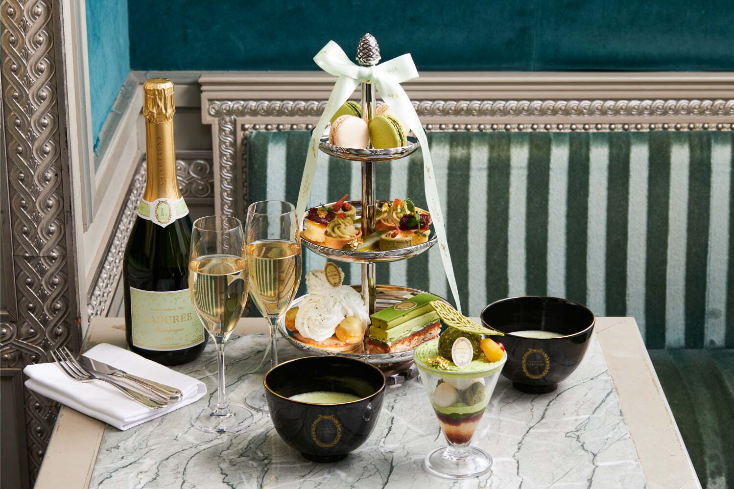 ラデュレ 新品未使用 2点セット 抹茶椀 LADUREE コフレ・抹茶ラデュレ ｜ラデュレ｜マカロン発祥のメゾン、パリ