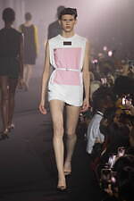 ラフ シモンズ 2023年春夏コレクション	 - ロンドンの街とダンサーに着想したラストシーズン｜写真45