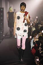 ラフ シモンズ 2023年春夏コレクション	 - ロンドンの街とダンサーに着想したラストシーズン｜写真56