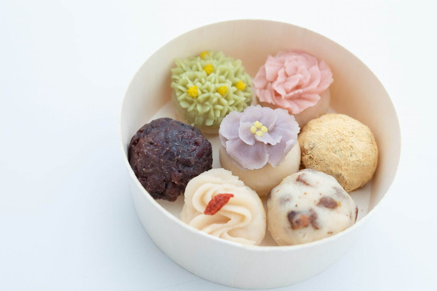 フラワーおはぎ専門店「オーハギー」銀座に、バラや椿など“季節の花”を象ったおはぎを月替わりで｜写真2