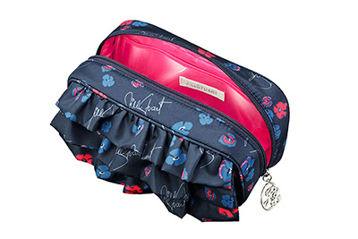 ジルスチュアートから、とびきりロマンティックな限定ポーチが登場