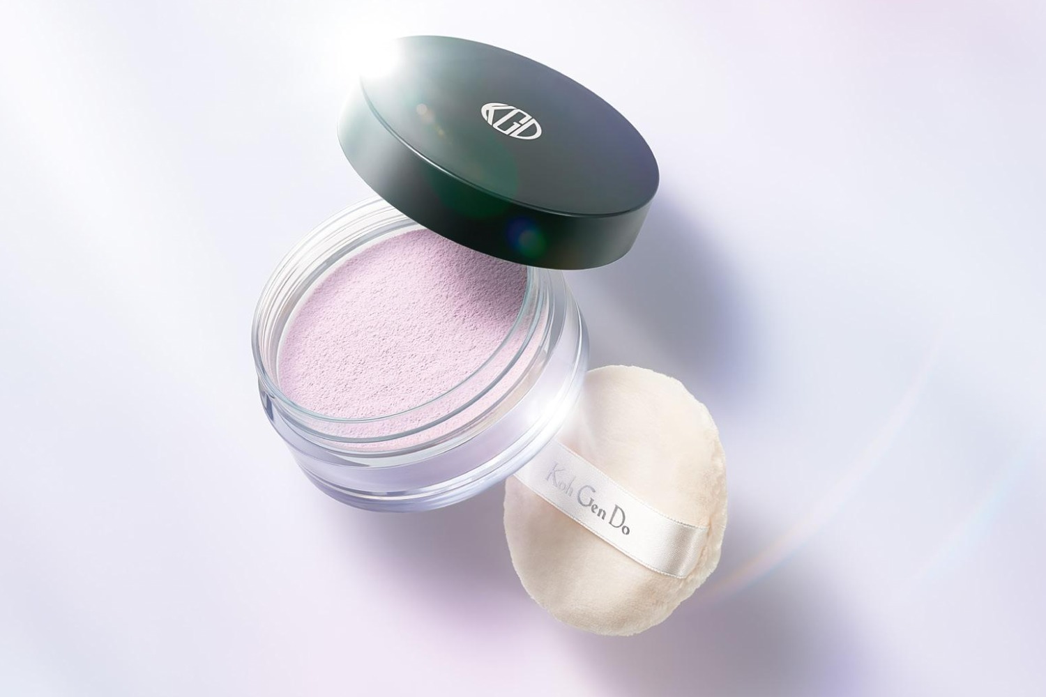 江原道23年秋冬ベースメイク、まるで粉雪！“毛穴レス肌”叶える