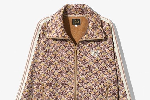 ネペンテス ウーマンのニードルズ別注ウェア、アラベスク柄トラックスーツ＆ノースリーブTシャツ