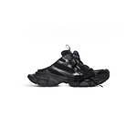 バレンシアガの期間限定ストアが東急プラザ銀座に、“TOKYO”ロゴ入りトートなど限定アイテムも｜写真45