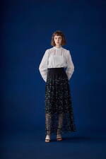 白ブラウスのおすすめコーデ＜2023夏＞甘すぎない“きれいめ”スタイル＆着こなしのポイントも｜写真8