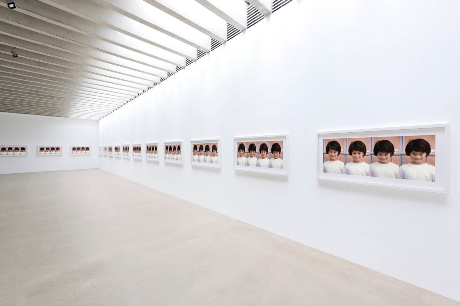 アルフレド・ジャー 《A Hundred Times Nguyen》 1994年