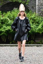 ルイ・ヴィトン 2024年リゾートコレクション - 夢見る人魚｜写真8