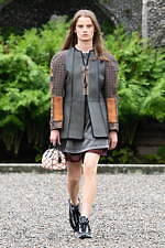 ルイ・ヴィトン 2024年リゾートコレクション - 夢見る人魚｜写真36