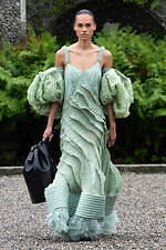 ルイ・ヴィトン 2024年リゾートコレクション - 夢見る人魚｜写真47