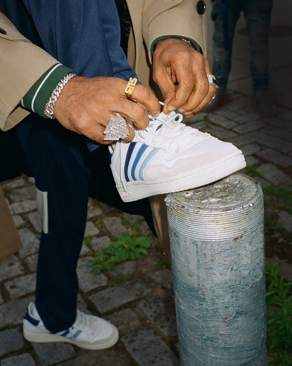 アディダス オリジナルス(adidas Originals) ハーレム｜写真1