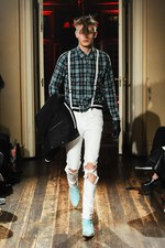 クリスチャン ダダ 2014-15年秋冬コレクション - 金色の袴とユニオンジャック｜写真38