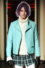 クリスチャン ダダ 2014-15年秋冬コレクション - 金色の袴とユニオンジャック｜写真41