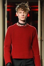 クリスチャン ダダ 2014-15年秋冬コレクション - 金色の袴とユニオンジャック｜写真55