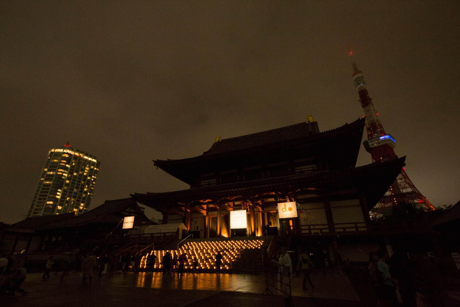 「100万人のキャンドルナイト」増上寺で、煌めく1,690個のキャンドル＆東京タワーが4年ぶりに消灯｜写真2