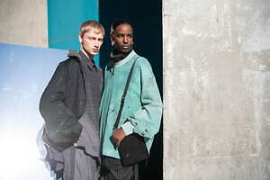 リヒト・ベシュトレーベン(Licht Bestreben) 2023-24年秋冬メンズコレクション  - 写真25