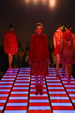 アンリアレイジ(ANREALAGE) 32℃に保つ服｜写真75