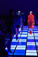 アンリアレイジ(ANREALAGE) 32℃に保つ服｜写真86