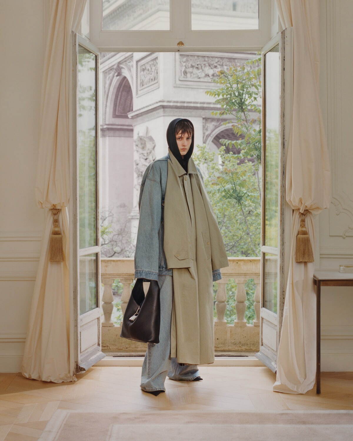 バレンシアガ(BALENCIAGA) 2024年春ウィメンズ&メンズコレクション  - 写真21