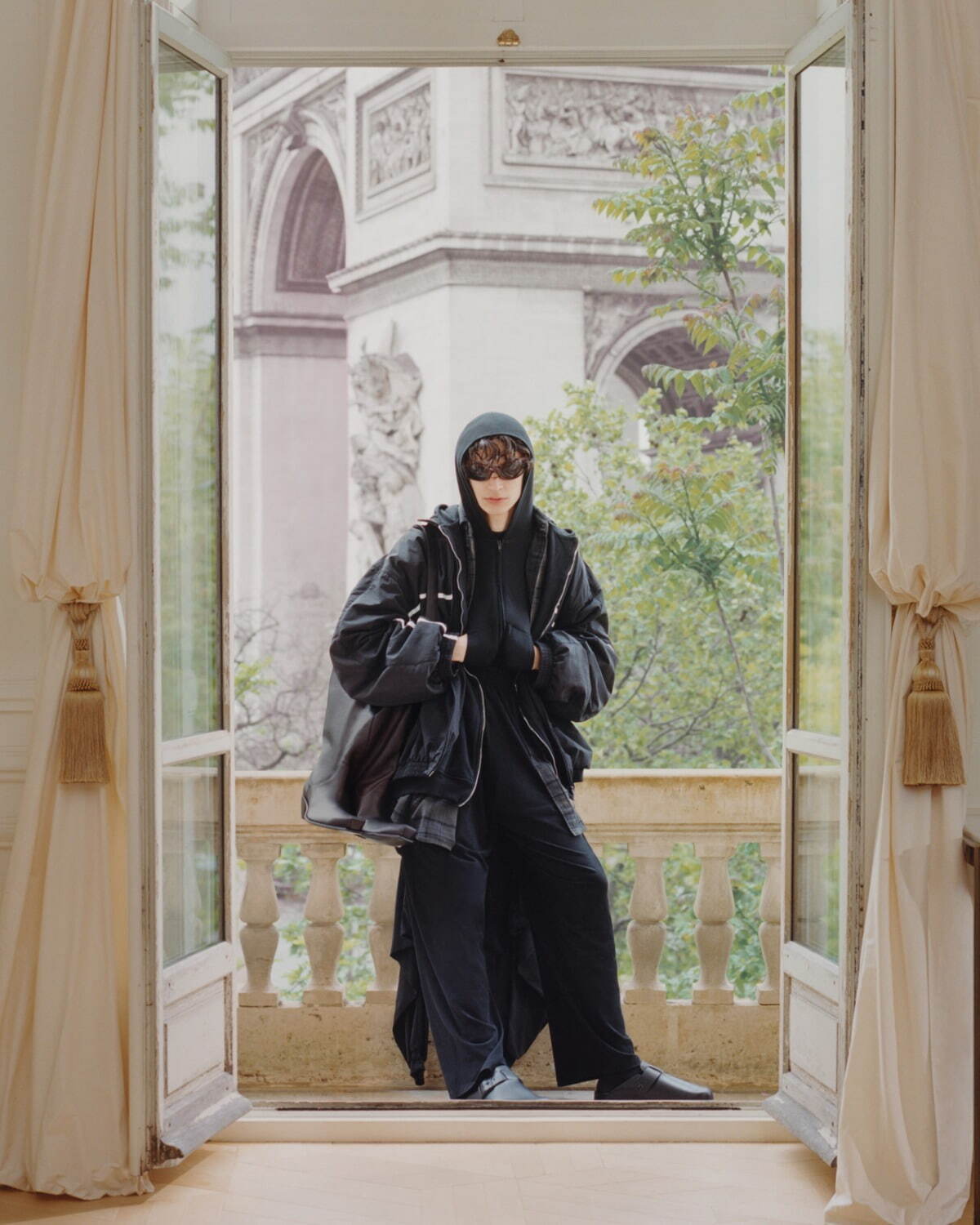 バレンシアガ(BALENCIAGA) 2024年春ウィメンズ&メンズコレクション  - 写真27