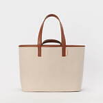 エンダースキーマの23年夏秋新作、“スクラッチ加工”レザー財布＆“収穫かご”モチーフのハンドバッグ｜写真48