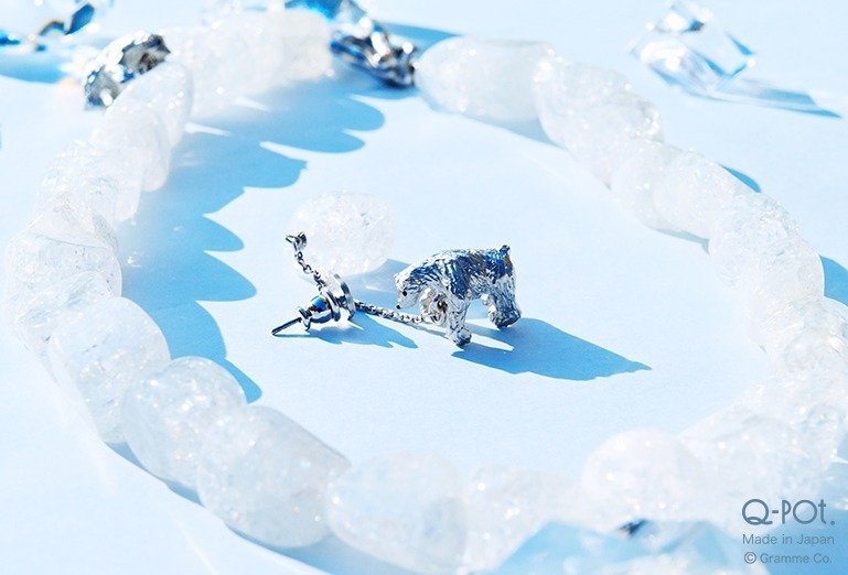 Q-pot.の新作「シロクマ」ジュエリー、“北極の氷”イメージの淡水パール