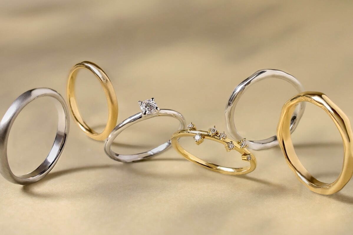 イー・エム なんばパークス,イー・エム ルミネ横浜,イー・エム 伊勢丹新宿,イー・エム 名古屋ラシック,イー・エム 新丸ビル,イー・エム 阪急うめだ本店,イー・エム 福岡岩田屋,イー・エム 青山店