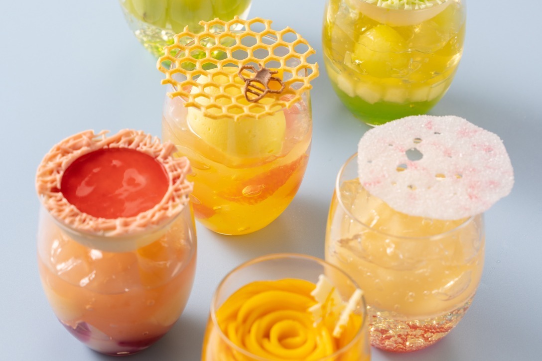 グランド ハイアット 東京の夏限定スイーツ、マンゴーやメロンのグラススイーツ「ベリーヌ」など