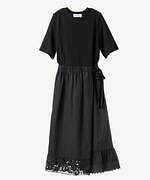 ミュベール“繊細レース”の巻きスカート風ワンピースなど、芸術家カミーユ・クローデル着想の白黒ウェア｜写真22