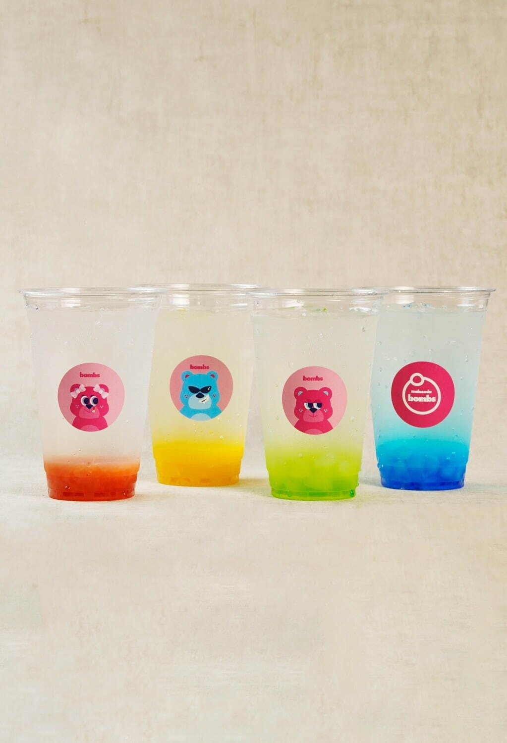 マラサダドーナツ専門店「マラサダボムズ」新作ドリンク、苺など果実orナタデココ入りカラフルソーダ｜写真6