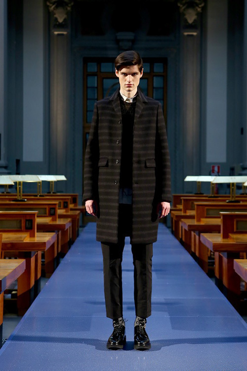 ヌメロ ヴェントゥーノ 2014-15年秋冬<span>コレクション</span> - 写真16