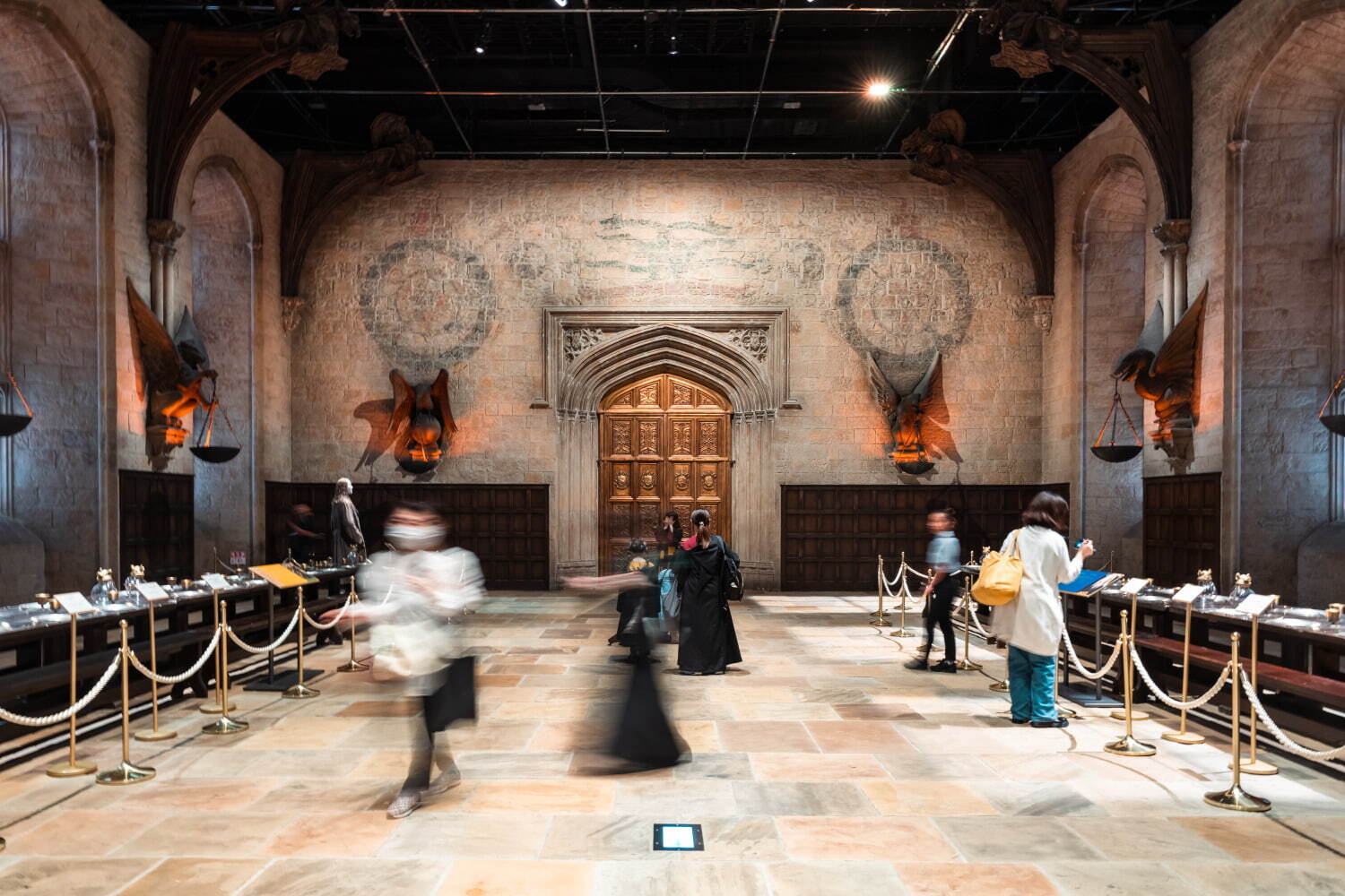 ‘Wizarding World’ and all related names, characters and indicia are trademarks of and © Warner Bros. Entertainment Inc. - Wizarding World publishing rights © J.K. Rowling.