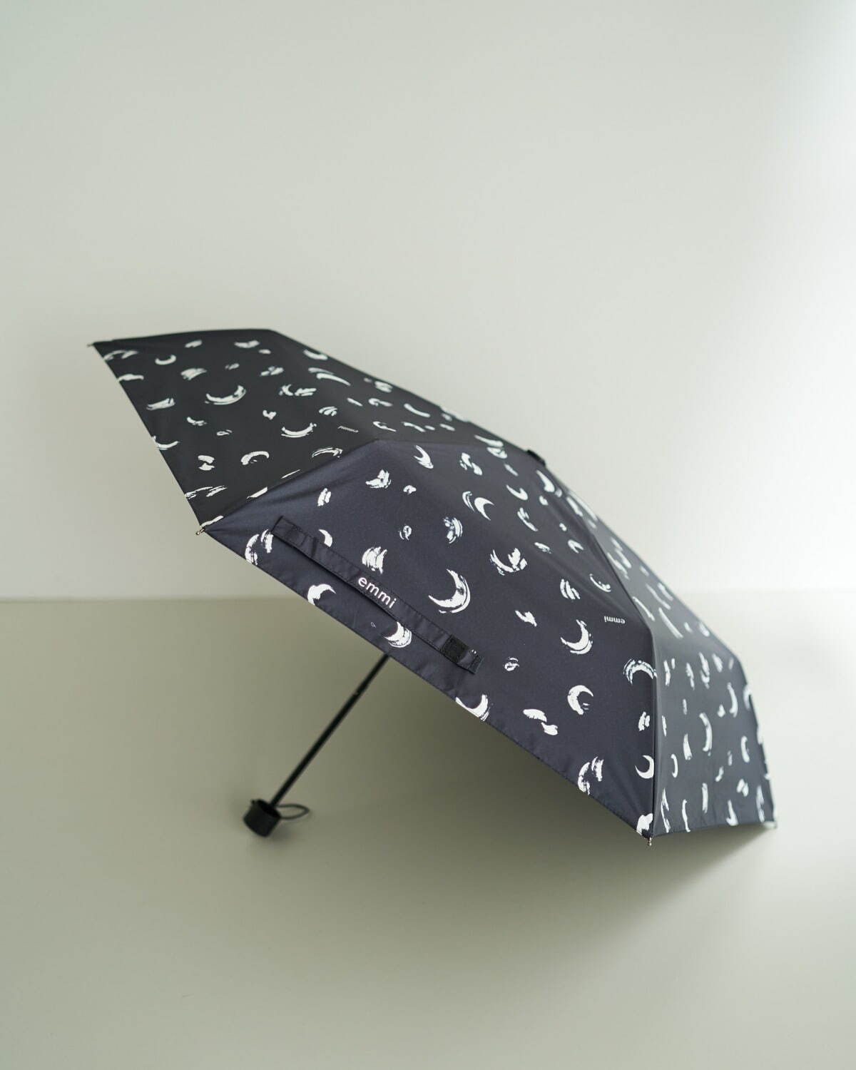 スナイデルやジェラート ピケの折り畳み傘、水彩小花柄やストロベリー柄の晴雨兼用傘｜写真15