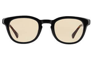 Zoff×ユナイテッドアローズの新作サングラス、調光レンズ搭載の