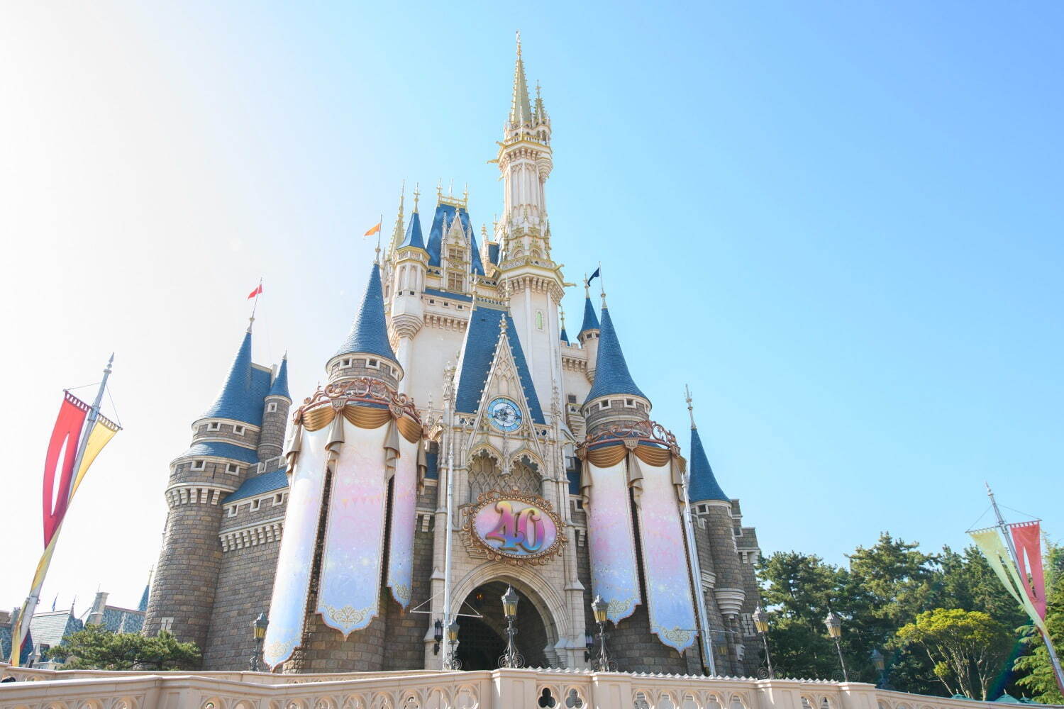 東京ディズニーリゾート「プライオリティパス」23年夏に無償導入、一部アトラクションを短い待ち時間で｜写真1