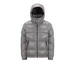 モンクレール × フラグメント、シリアルナンバー入りジャケットや千鳥格子ダウン｜写真9