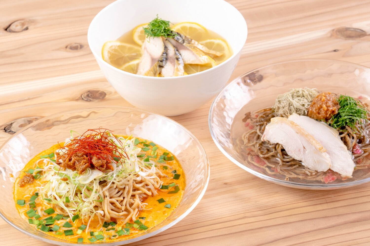 埼玉「おふろカフェ 白寿の湯」夏のひんやり麺メニュー、冷やしサバレモンラーメン＆ピリ辛豆乳担々麺｜写真3