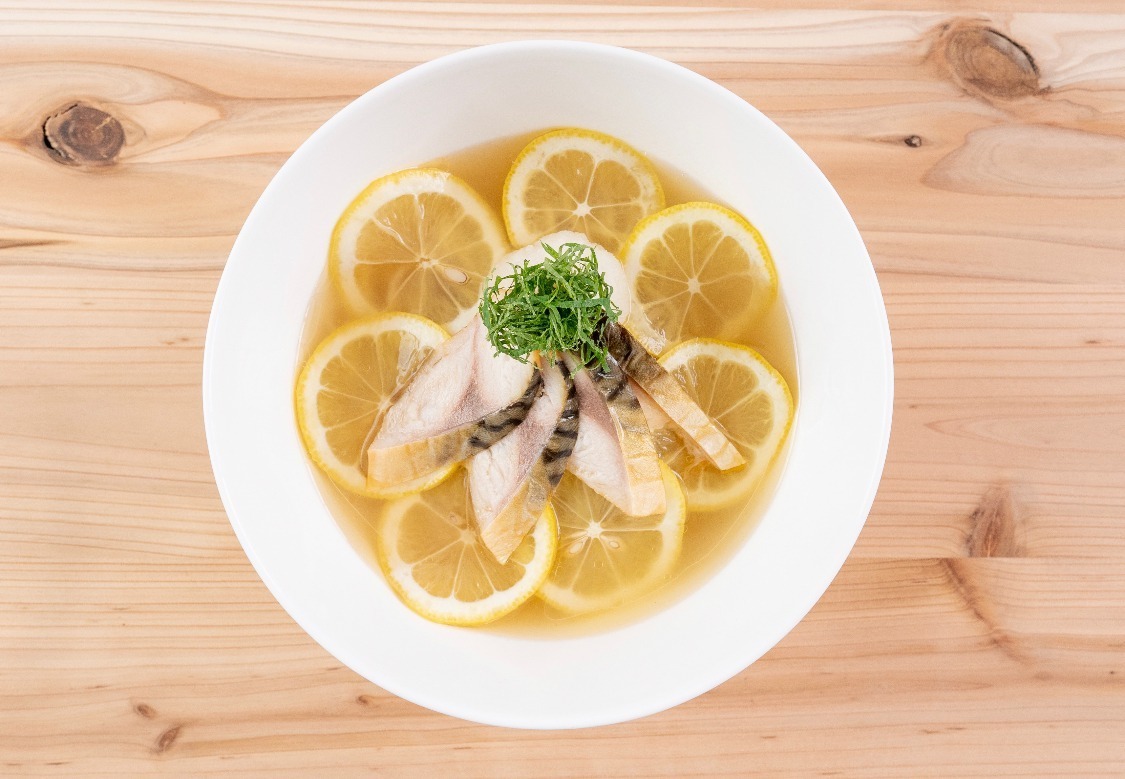 自家製塩糀スープの冷やしサバレモンラーメン 1,290円