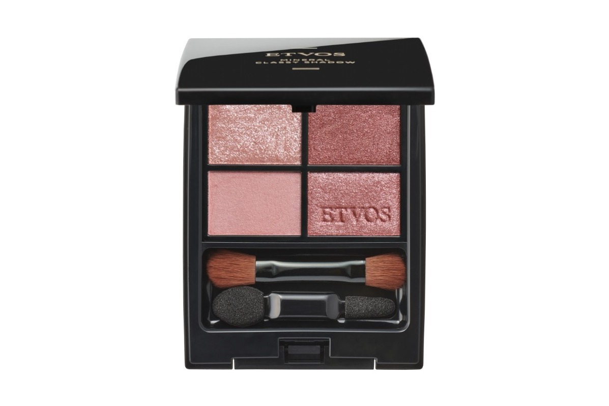 アイシャドー｜エトヴォス23年秋冬コスメ、“まるで美容液パウダー”銘品「ミネラルクラッシィシャドー」が進化