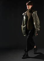 Y's 2023-24年秋冬コレクション - 時の経過と紳士服の文脈を“現在”に落とし込む｜写真25