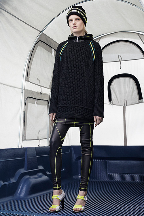 T by アレキサンダーワン(T by ALEXANDER WANG) 2014-15年秋冬ウィメンズコレクション  - 写真6