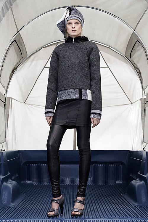 T by アレキサンダーワン(T by ALEXANDER WANG) 2014-15年秋冬ウィメンズコレクション  - 写真9