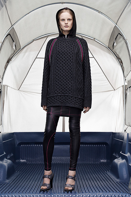 T by アレキサンダーワン(T by ALEXANDER WANG) 2014-15年秋冬ウィメンズコレクション  - 写真15